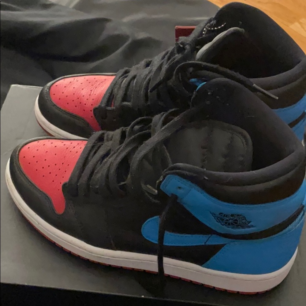Jordan 1’s size 7 men